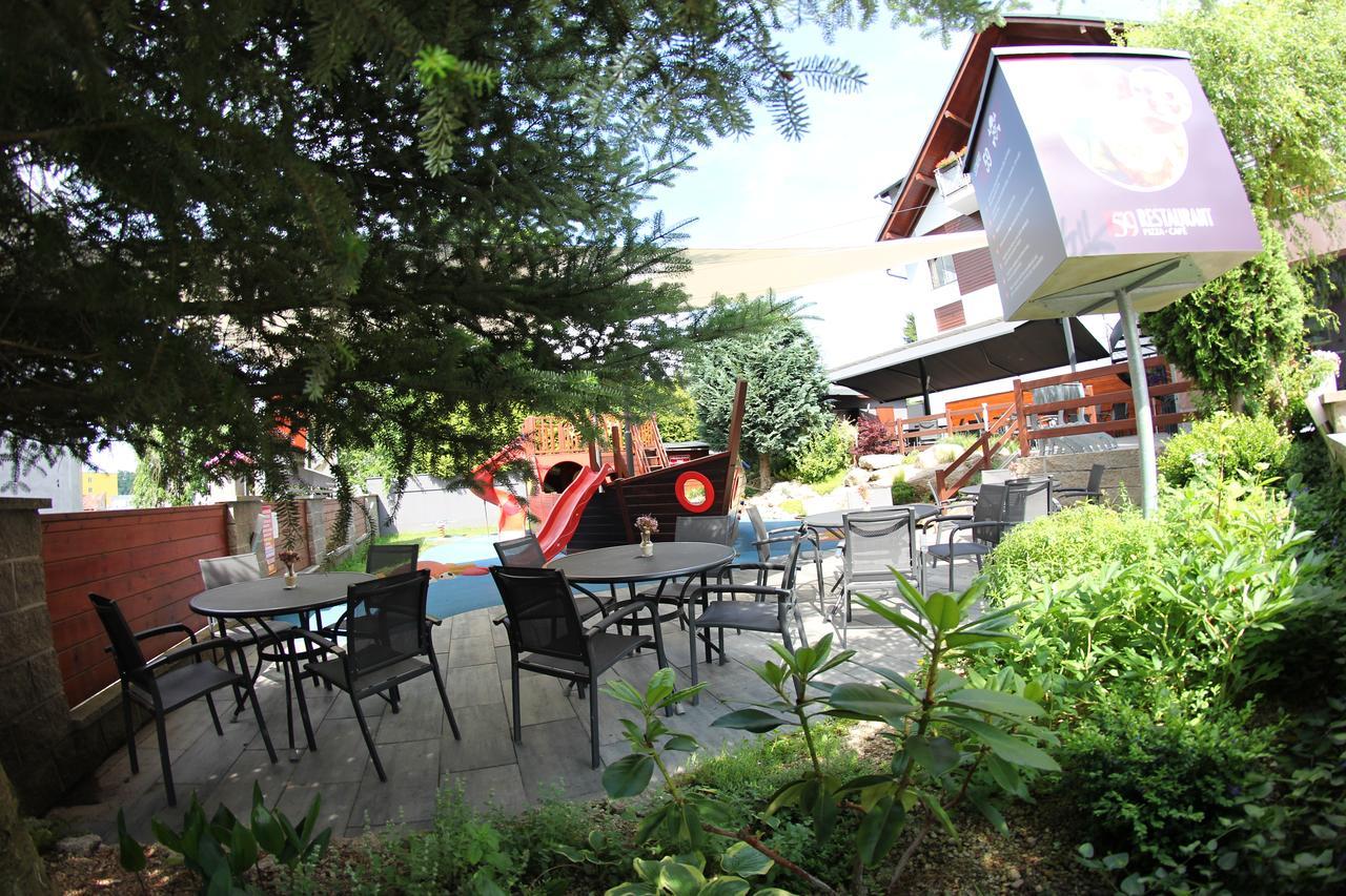 Apart Hotel Jablonec Jablonec nad Nisou Eksteriør bilde